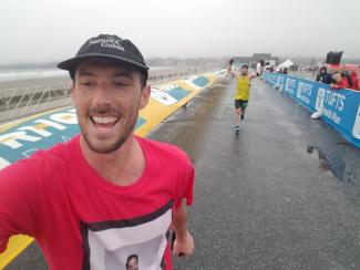 Dan and Chris finishing a marathon